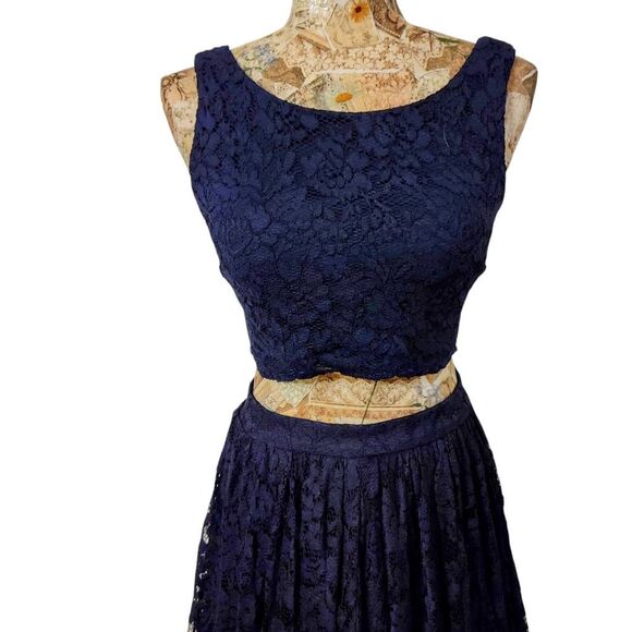 Formal Dark Blue Lace 2 Piece Crop Top Full Maxi Skirt Gown Long Dress Designer - Picture 7 of 15
